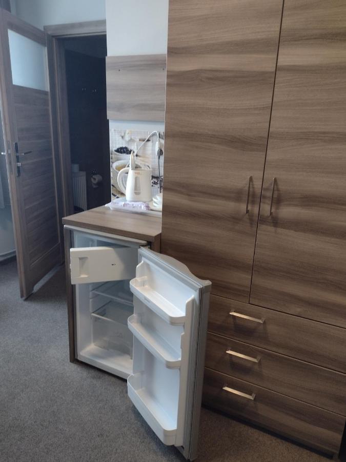 Hostel Helios Września Eksteriør billede